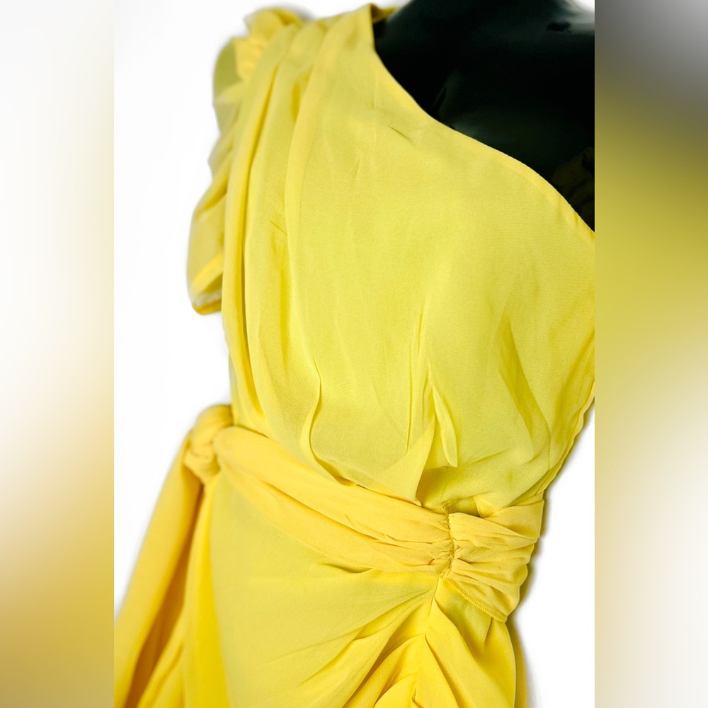 “PrettyLittleThing” Yellow One-Shoulder Knot Mini Dress - Picture 10 of 17